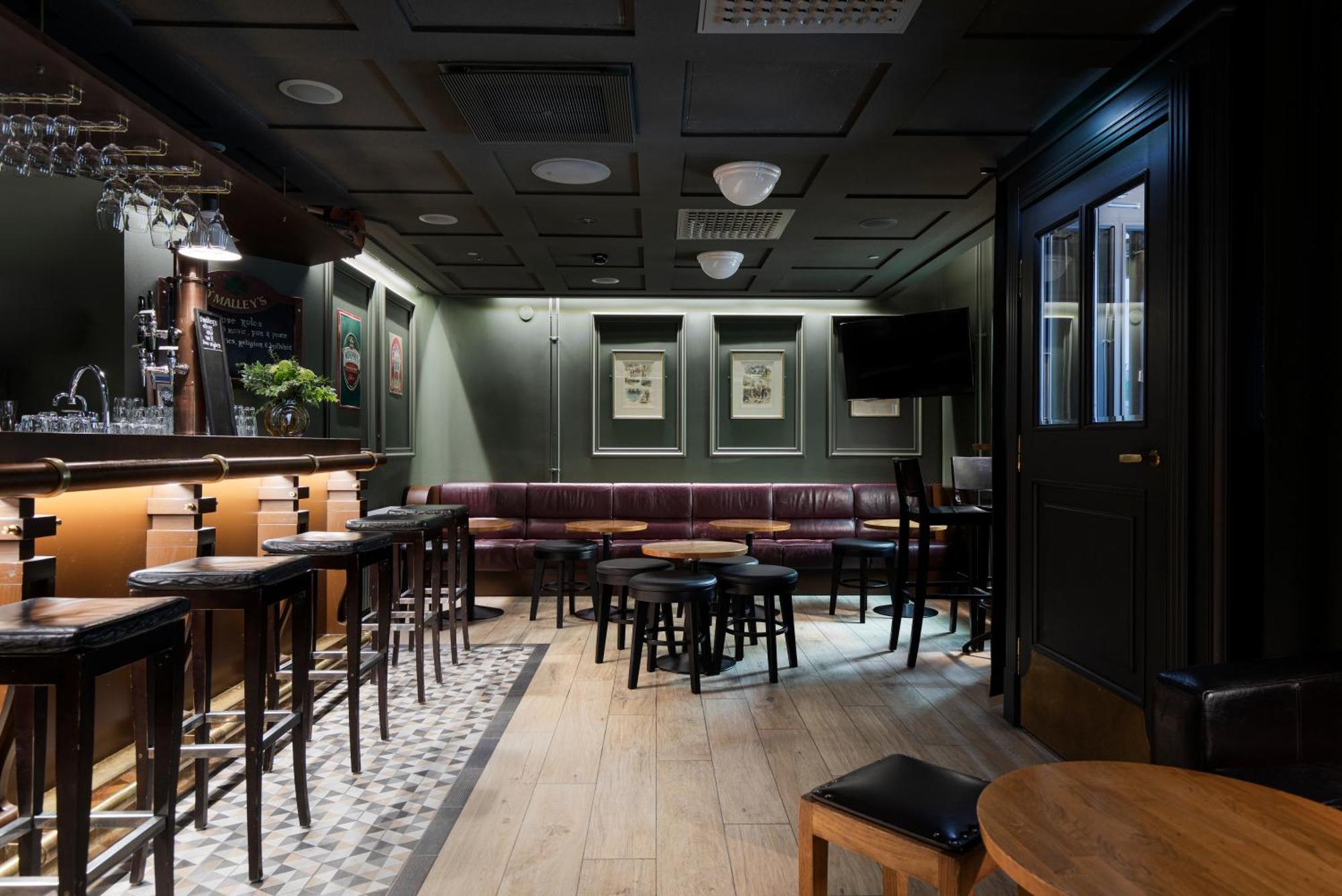 Solo Sokos Hotel Torni Helsinki Luaran gambar The interior of the bar